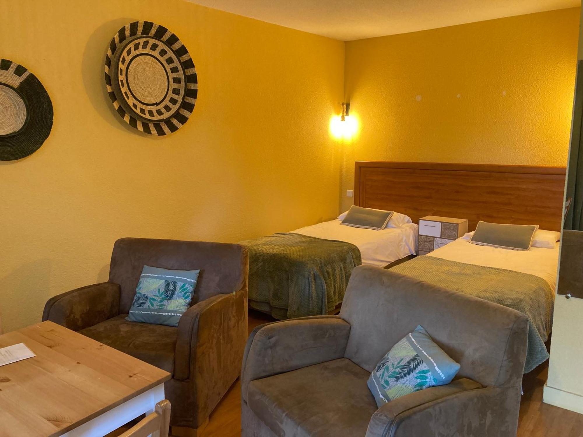 Logis Auberge De Launay Limeray Exterior foto